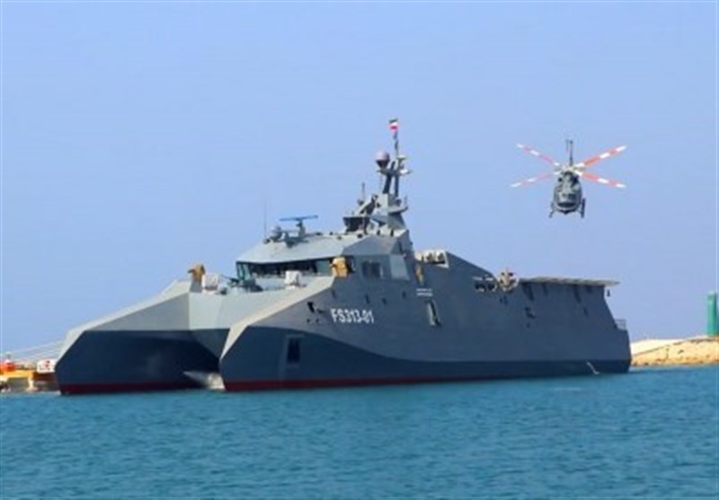 الحرس الثوري الإيراني يزيح الستار عن سفينة الشهيد سليماني القتالية